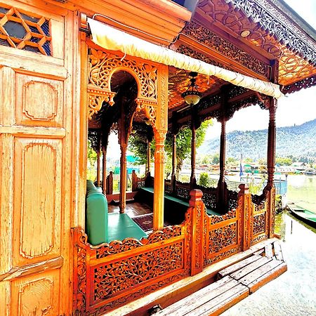 The Badyari Palace Houseboats Srīnagar Exteriör bild